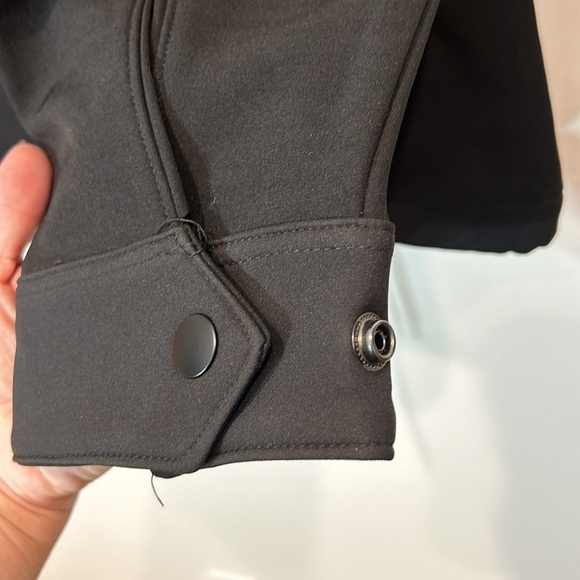 PLEASURES IM A THREAT TO THE SYSTEM X-RAY COACHES JACKET SIZE LARGE NWOT BLACK - Picture 4 of 7